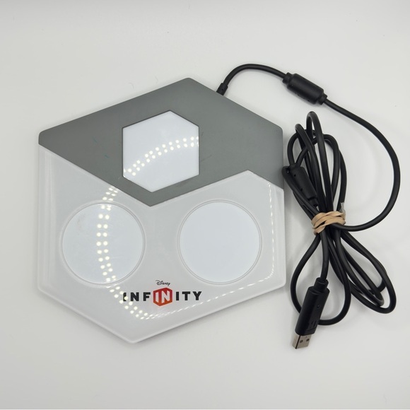 Disney Infinity Base Portal INF-8032386 | Untested | For Xbox One | Surface Mark - Picture 1 of 6